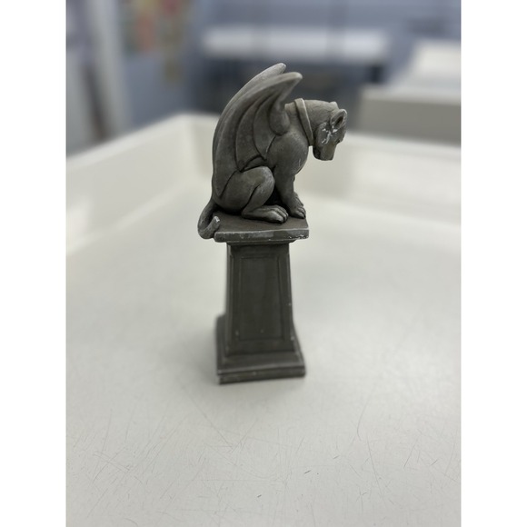 Gargoyle Statues - Picture 3 of 12